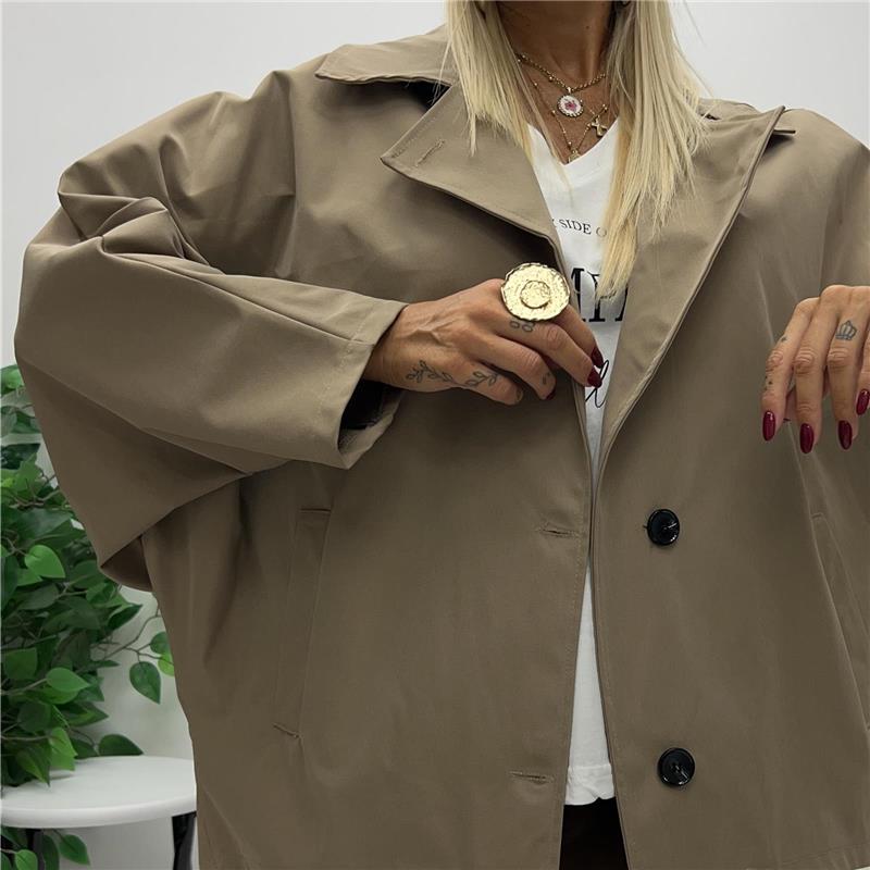 trench modello mantella coat